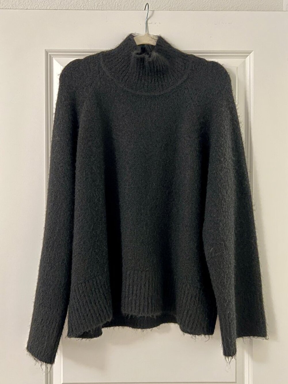 GAP Cozy Black Mock Neck Raglan Sleeve Sweater